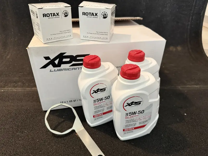 ROTAX XPS oil and filter arranged for service